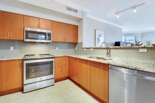 Interior, Kitchen, Stainless Steel Appliances