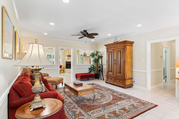 Fireplace, Interior, Living room, Recessed Lighting