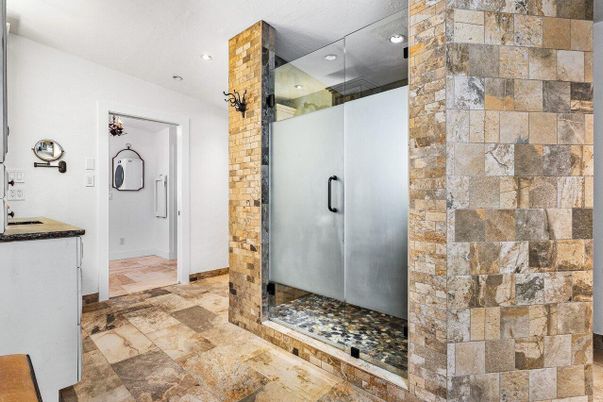 Bathroom, Interior, Recessed Lighting, Stone Walls