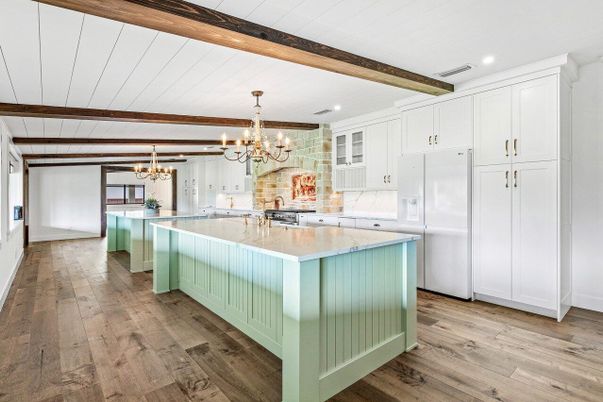 Chandelier, Interior, Kitchen, Recessed Lighting, Wooden Beams, Wood Texture Flooring