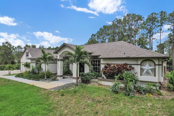 Backyard, Exterior, Facade, French Provincial