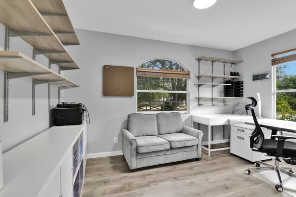 Home Office, Interior, Recessed Lighting, Wood Texture Flooring