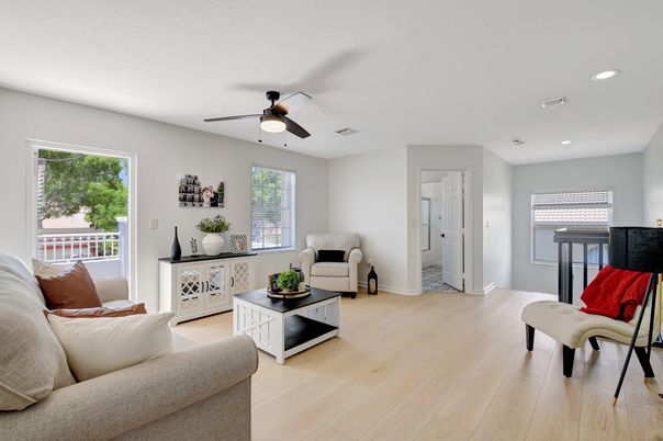 Interior, Living room, Recessed Lighting, Wood Texture Flooring