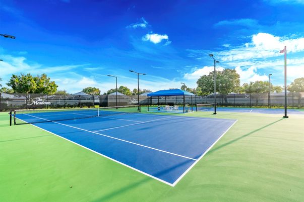 Exterior, Tennis Courts