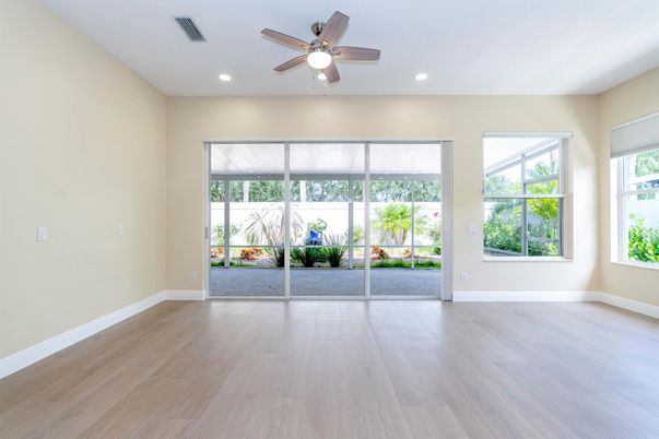 Empty room, Interior, Recessed Lighting, Wood Texture Flooring