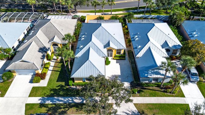 Exterior, Drone
