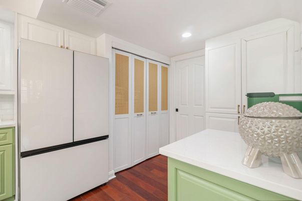 Interior, Kitchen, Recessed Lighting, Wood Texture Flooring