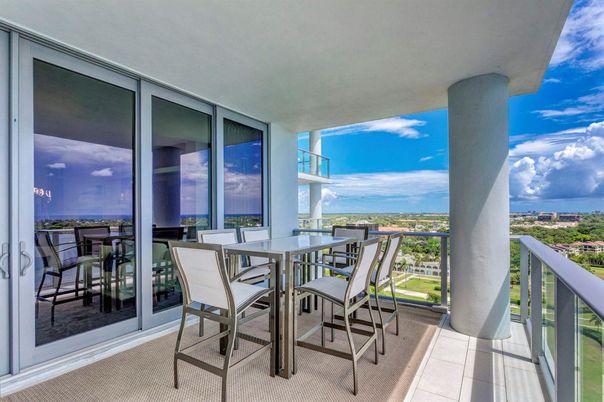 Water, Exterior, Dining room, Other
