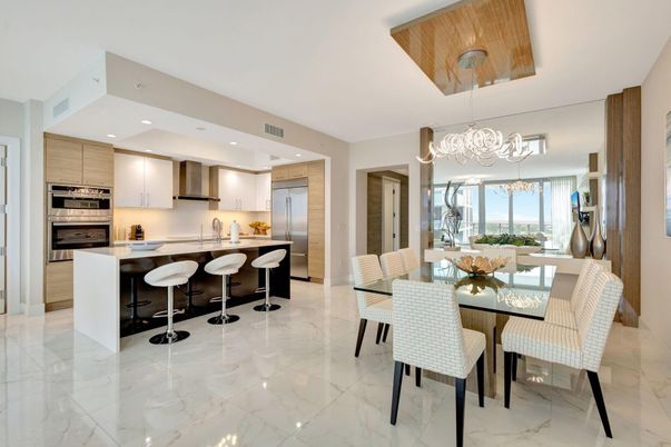 Chandelier, Dining room, Interior, Kitchen, Marble, Pendant Lights, Recessed Lighting, Stainless Steel Appliances