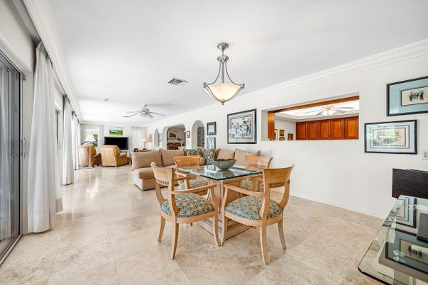 Dining room, Interior, Living room, Pendant Lights