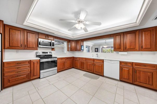 Interior, Kitchen, Stainless Steel Appliances