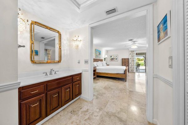 Bathroom, Bedroom, Interior