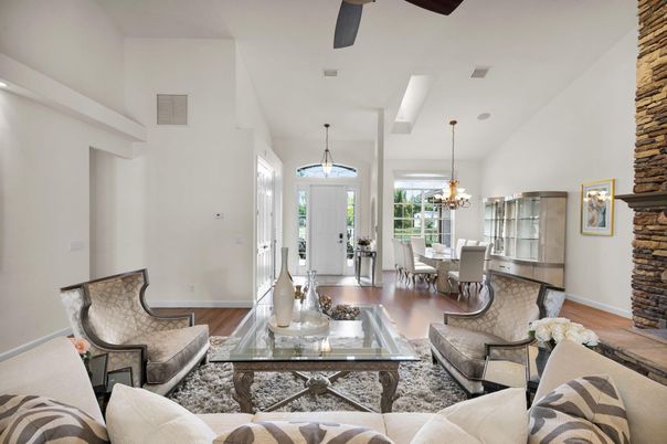 Chandelier, Dining room, Interior, Living room, Wood Texture Flooring
