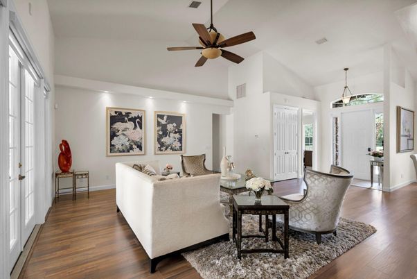 Interior, Living room, Pendant Lights, Wood Texture Flooring