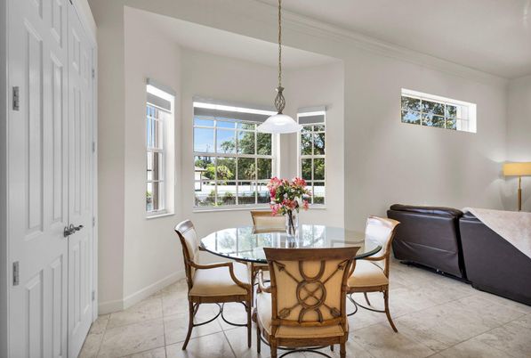 Dining room, Interior, Pendant Lights