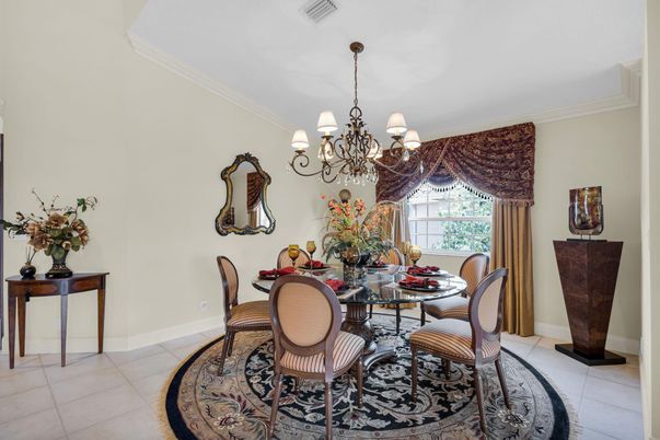 Chandelier, Dining room, Interior