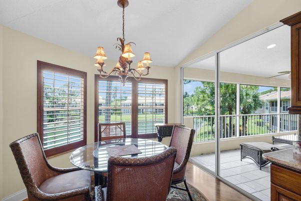Chandelier, Dining room, Interior, Recessed Lighting, Wood Texture Flooring