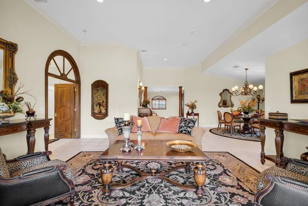 Chandelier, Dining room, Interior, Living room, Recessed Lighting