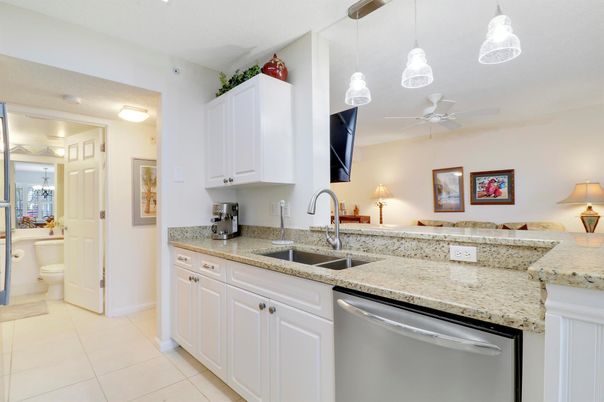 Interior, Kitchen, Pendant Lights