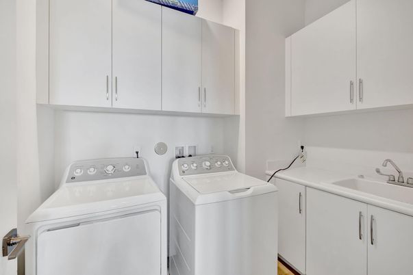 Interior, Washer