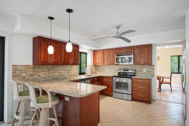 Interior, Kitchen, Pendant Lights, Stainless Steel Appliances