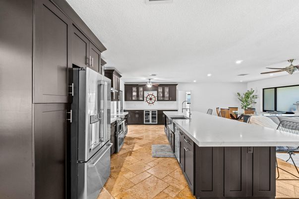 Dining room, Interior, Kitchen, Recessed Lighting
