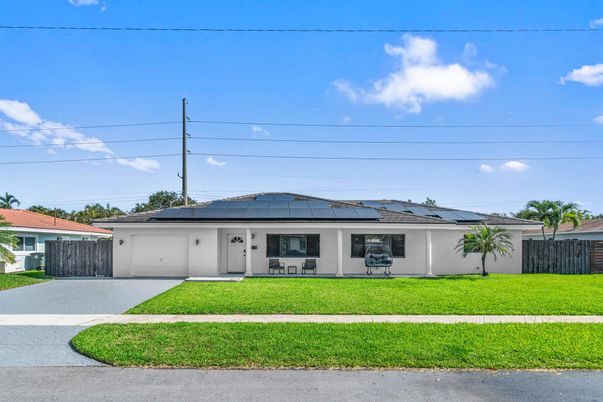 Attached, Exterior, Facade, Solar Panels, Ranch