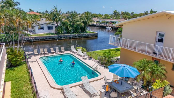 Exterior, Pool, Water