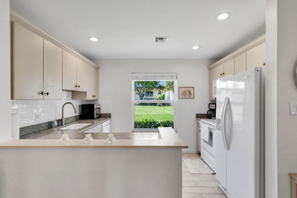 Interior, Kitchen, Marble, Recessed Lighting