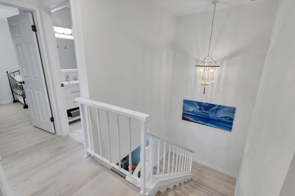 Interior, Pendant Lights, Wood Texture Flooring