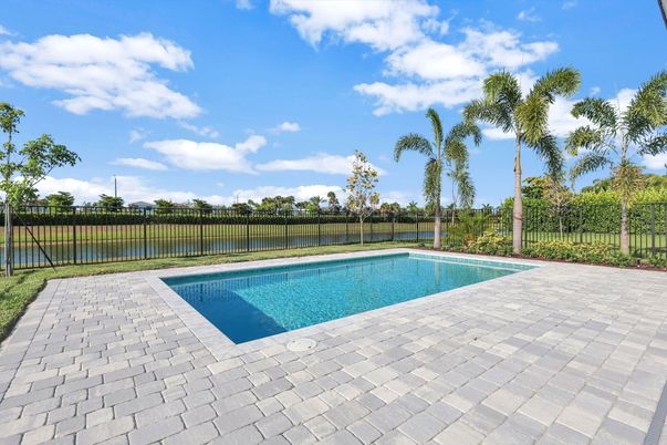 Exterior, Pool, Water