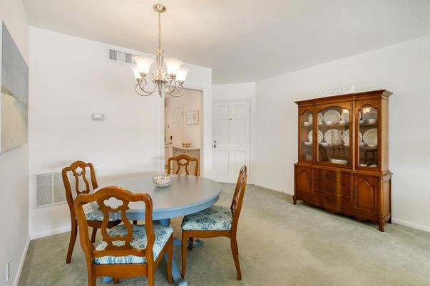 Chandelier, Dining room, Interior