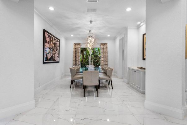 Chandelier, Dining room, Interior, Marble, Recessed Lighting