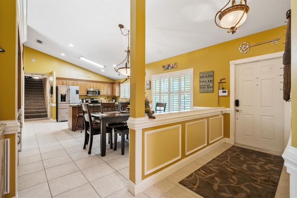 Dining room, Interior, Kitchen, Pendant Lights, Recessed Lighting, Stainless Steel Appliances