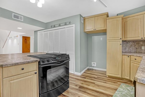 Interior, Kitchen, Recessed Lighting, Wood Texture Flooring