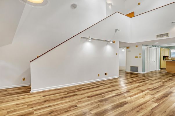 Empty room, Interior, Recessed Lighting, Wood Texture Flooring