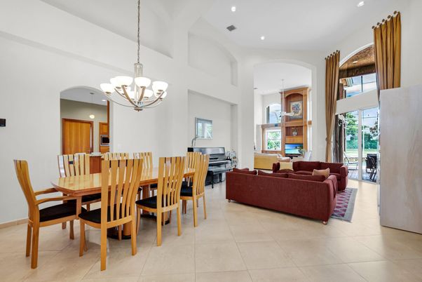 Chandelier, Dining room, Interior, Living room, Pendant Lights, Piano, Recessed Lighting