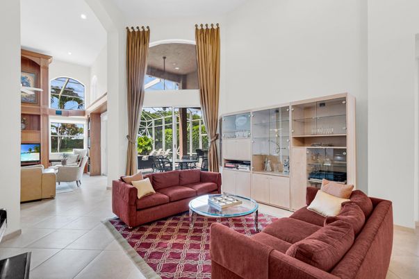 Dining room, Interior, Living room, Recessed Lighting