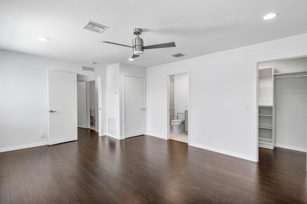 Bathroom, Empty room, Interior, Recessed Lighting, Wood Texture Flooring