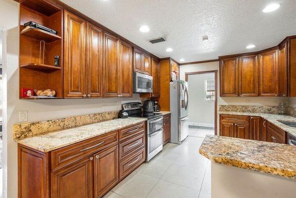 Interior, Kitchen, Recessed Lighting