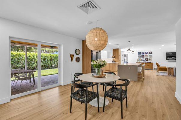 Dining room, Interior, Kitchen, Pendant Lights, Recessed Lighting, Wood Texture Flooring