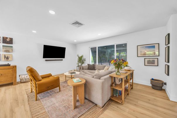 Interior, Living room, Recessed Lighting, Wood Texture Flooring