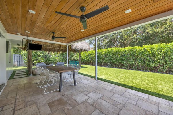 Backyard, Exterior