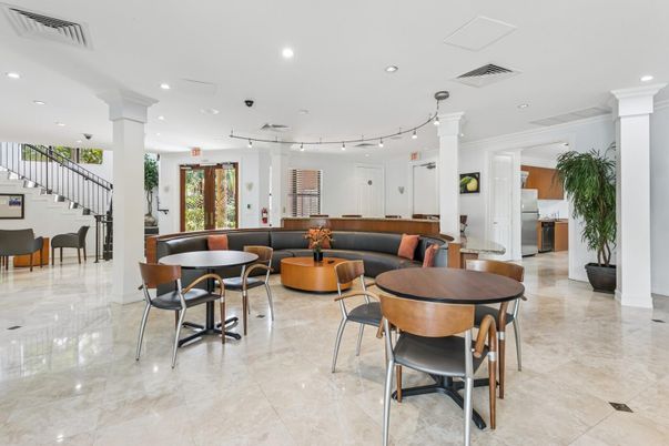 Dining room, Interior, Living room, Recessed Lighting