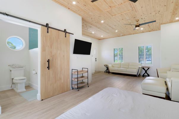 Bathroom, Interior, Living room, Recessed Lighting, Wooden Ceilings, Wood Texture Flooring
