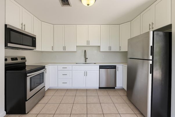 Interior, Kitchen, Stainless Steel Appliances