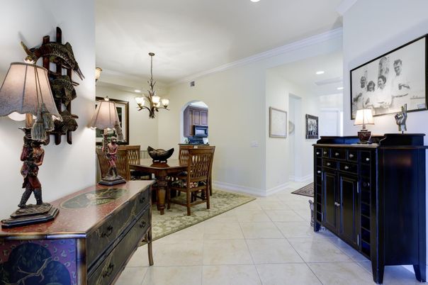 Chandelier, Dining room, Interior, Recessed Lighting