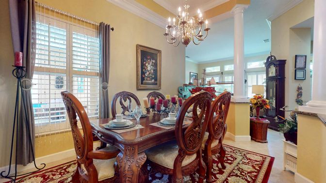 Chandelier, Dining room, Interior