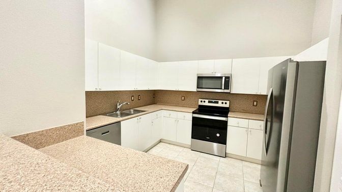 Interior, Kitchen, Stainless Steel Appliances
