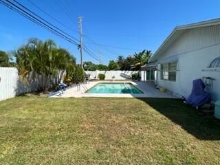 Backyard, Exterior, Pool